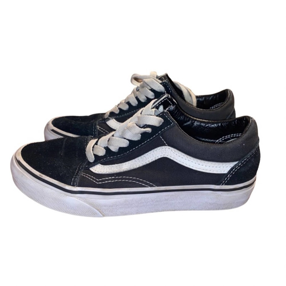 Vans old skool black and white skater shoe size W5.5 M4
